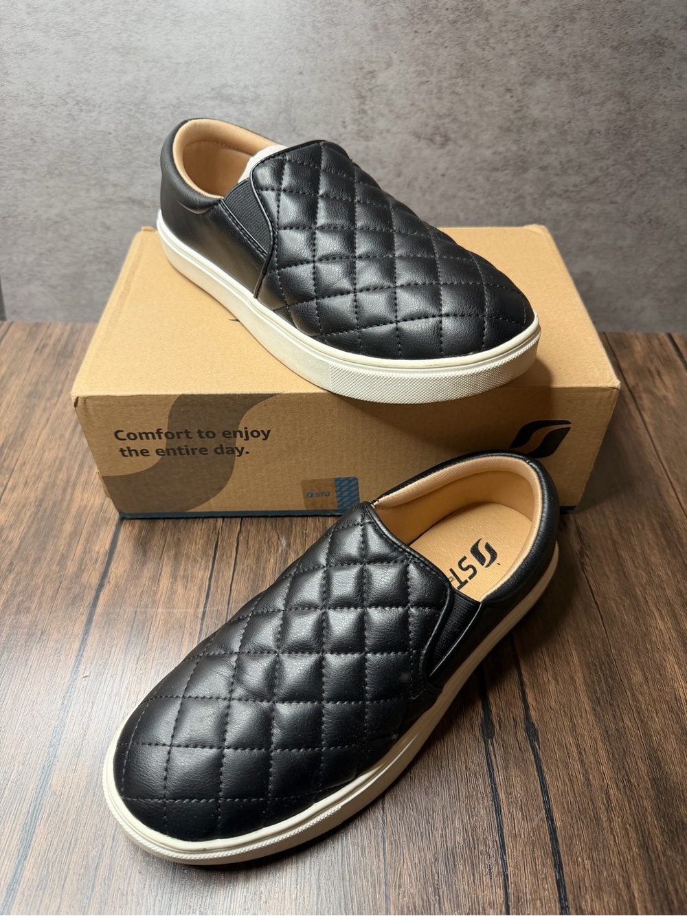 STQ Women's Quilted Slip-On Platform Sneakers - Size 8.5